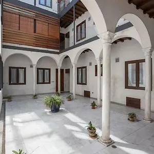 Bustos Tavera , Sevilla España